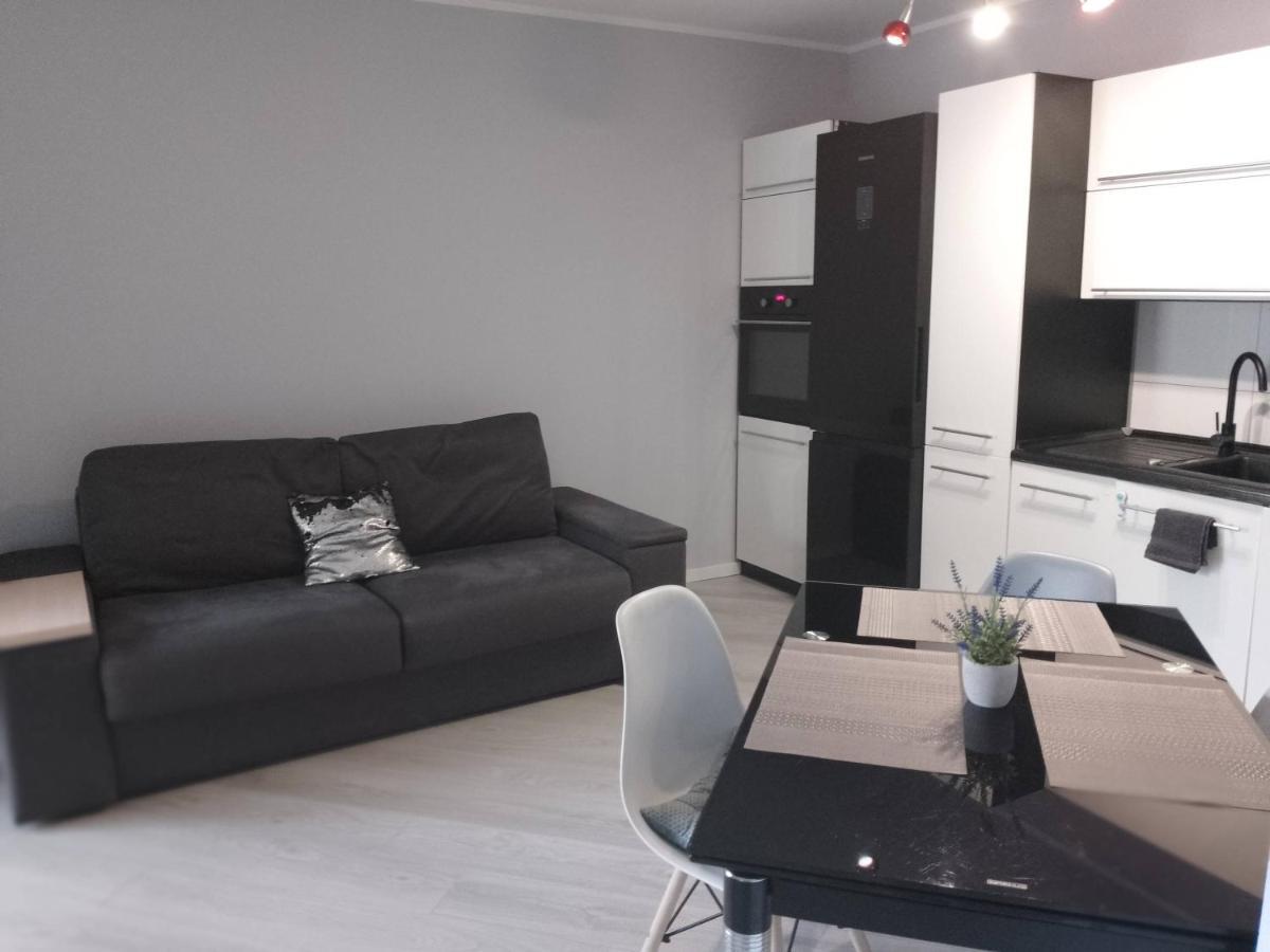 Apartament Zalesie Z Tarasem Lubiń Esterno foto