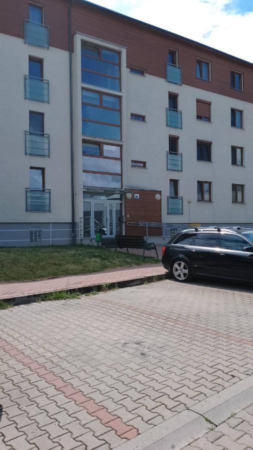 Apartament Zalesie Z Tarasem Lubiń Esterno foto