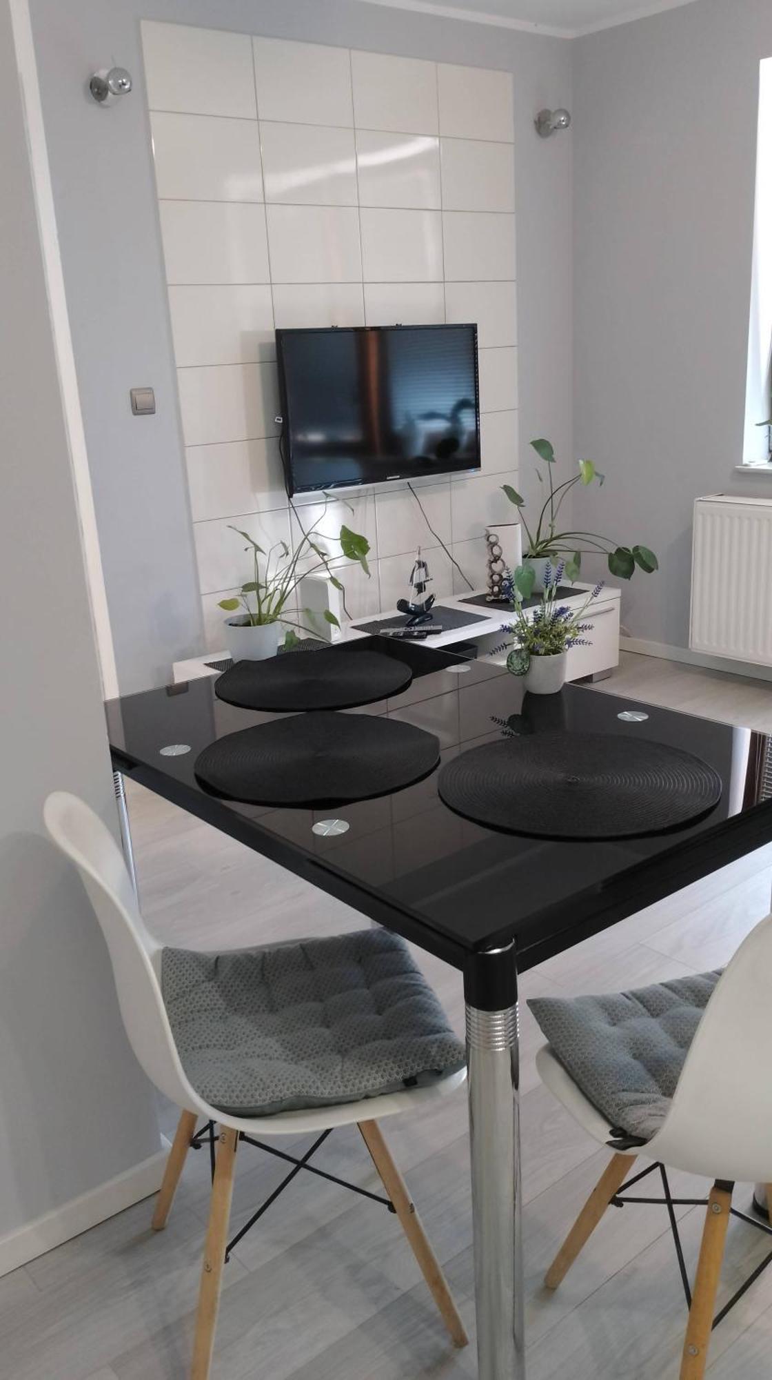 Apartament Zalesie Z Tarasem Lubiń Esterno foto